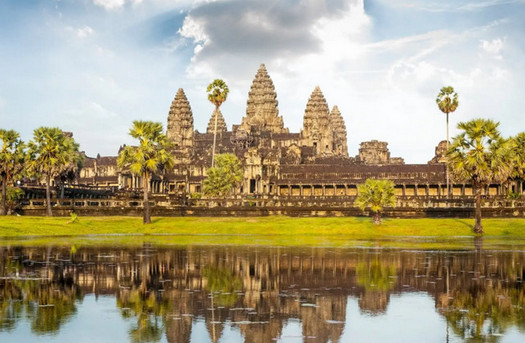 柬埔寨暹粒市吴哥窟古建筑群简介和旅游攻略、门票价格